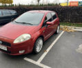 Червоний Фіат Гранде Пунто, об'ємом двигуна 1.37 л та пробігом 308 тис. км за 3900 $, фото 2 на Automoto.ua