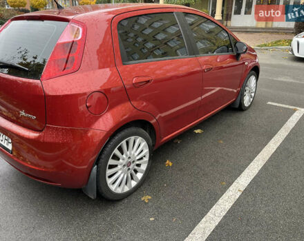 Червоний Фіат Гранде Пунто, об'ємом двигуна 1.37 л та пробігом 308 тис. км за 3900 $, фото 5 на Automoto.ua