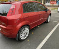 Червоний Фіат Гранде Пунто, об'ємом двигуна 1.37 л та пробігом 308 тис. км за 3900 $, фото 5 на Automoto.ua