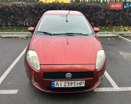 Червоний Фіат Гранде Пунто, об'ємом двигуна 1.37 л та пробігом 308 тис. км за 3900 $, фото 8 на Automoto.ua