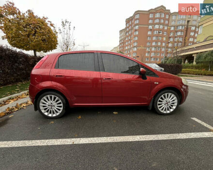 Червоний Фіат Гранде Пунто, об'ємом двигуна 1.37 л та пробігом 308 тис. км за 3900 $, фото 6 на Automoto.ua