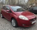 Красный Фиат Гранде Пунто, объемом двигателя 1.37 л и пробегом 133 тыс. км за 3950 $, фото 1 на Automoto.ua