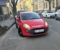 Красный Фиат Гранде Пунто, объемом двигателя 1.24 л и пробегом 160 тыс. км за 4800 $, фото 3 на Automoto.ua