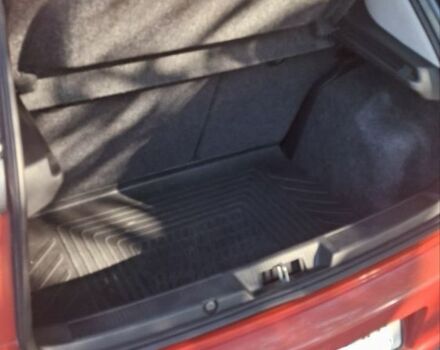 Красный Фиат Гранде Пунто, объемом двигателя 1.4 л и пробегом 147 тыс. км за 5900 $, фото 10 на Automoto.ua