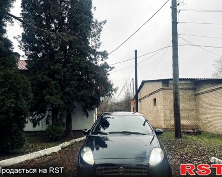 Фиат Гранде Пунто, объемом двигателя 1.4 л и пробегом 194 тыс. км за 4950 $, фото 7 на Automoto.ua