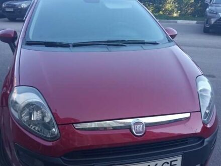 Фіат Гранде Пунто 2011 у Харкові на Automoto.ua Фіат Гранде Пунто, об'ємом двигуна 1.37 л та пробігом 77 тис. км за 6000 $, фото 1 на Automoto.ua