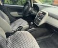 Серый Фиат Гранде Пунто, объемом двигателя 1.4 л и пробегом 180 тыс. км за 3700 $, фото 4 на Automoto.ua