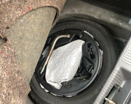 Серый Фиат Гранде Пунто, объемом двигателя 1.37 л и пробегом 193 тыс. км за 4000 $, фото 11 на Automoto.ua