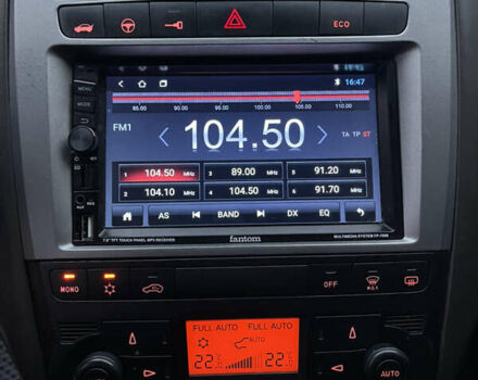 Серый Фиат Гранде Пунто, объемом двигателя 1.4 л и пробегом 162 тыс. км за 3499 $, фото 16 на Automoto.ua