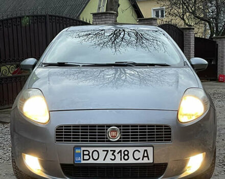 Серый Фиат Гранде Пунто, объемом двигателя 1.4 л и пробегом 162 тыс. км за 3499 $, фото 3 на Automoto.ua