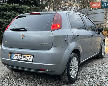 Серый Фиат Гранде Пунто, объемом двигателя 1.4 л и пробегом 162 тыс. км за 3499 $, фото 10 на Automoto.ua