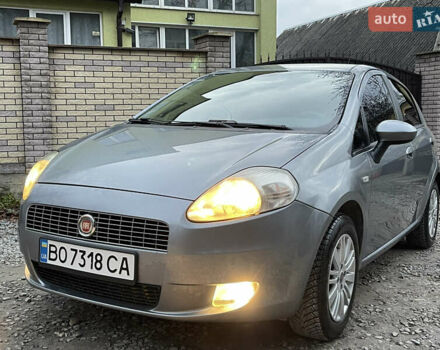 Серый Фиат Гранде Пунто, объемом двигателя 1.4 л и пробегом 162 тыс. км за 3499 $, фото 6 на Automoto.ua