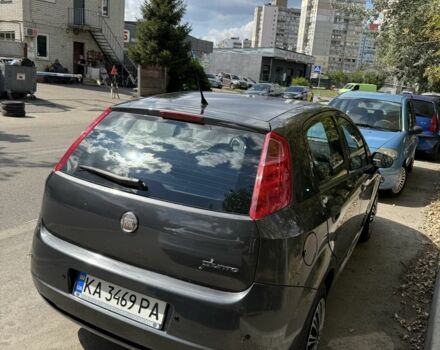 Сірий Фіат Гранде Пунто, об'ємом двигуна 1.4 л та пробігом 164 тис. км за 3850 $, фото 9 на Automoto.ua