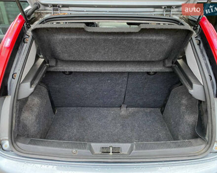 Фиат Гранде Пунто 2010 в Березно на Automoto.ua Серый Фиат Гранде Пунто, объемом двигателя 1.37 л и пробегом 134 тыс. км за 4750 $, фото 14 на Automoto.ua