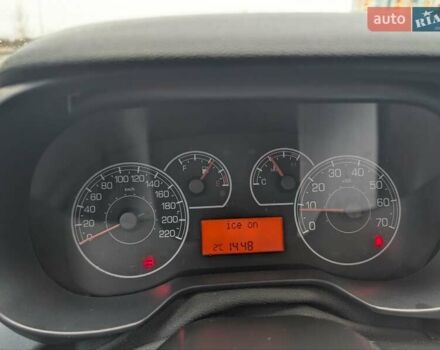 Серый Фиат Гранде Пунто, объемом двигателя 1.4 л и пробегом 242 тыс. км за 5600 $, фото 11 на Automoto.ua