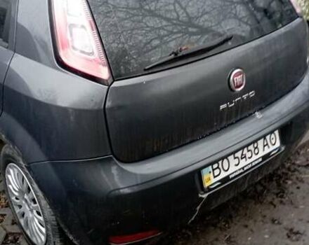 Серый Фиат Гранде Пунто, объемом двигателя 1.4 л и пробегом 167 тыс. км за 4500 $, фото 1 на Automoto.ua