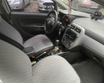 Фіат Гранде Пунто 2012 у Вінниці на Automoto.ua Сірий Фіат Гранде Пунто, об'ємом двигуна 1.4 л та пробігом 219 тис. км за 5699 $, фото 10 на Automoto.ua