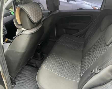 Фіат Гранде Пунто 2012 у Вінниці на Automoto.ua Сірий Фіат Гранде Пунто, об'ємом двигуна 1.4 л та пробігом 219 тис. км за 5699 $, фото 9 на Automoto.ua