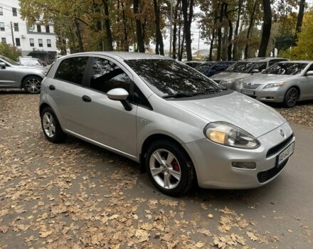 Фіат Гранде Пунто 2012 у Вінниці на Automoto.ua Сірий Фіат Гранде Пунто, об'ємом двигуна 1.4 л та пробігом 219 тис. км за 5699 $, фото 2 на Automoto.ua