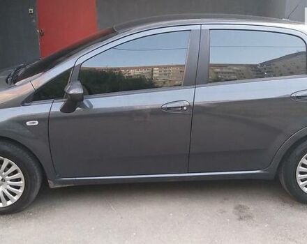 Серый Фиат Гранде Пунто, объемом двигателя 1.4 л и пробегом 167 тыс. км за 4500 $, фото 9 на Automoto.ua