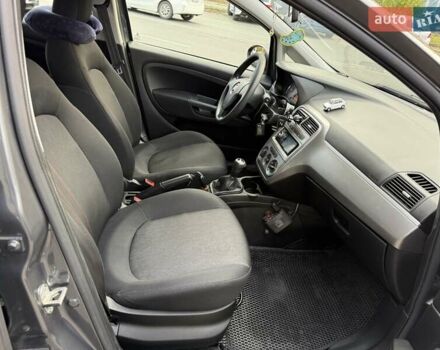 Фиат Гранде Пунто 2013 в Одессе на Automoto.ua Серый Фиат Гранде Пунто, объемом двигателя 1.37 л и пробегом 108 тыс. км за 6300 $, фото 14 на Automoto.ua