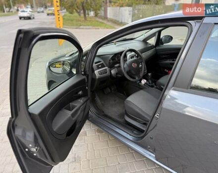 Фиат Гранде Пунто 2013 в Одессе на Automoto.ua Серый Фиат Гранде Пунто, объемом двигателя 1.37 л и пробегом 108 тыс. км за 6300 $, фото 17 на Automoto.ua