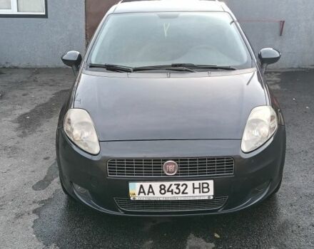Серый Фиат Гранде Пунто, объемом двигателя 1.4 л и пробегом 195 тыс. км за 4500 $, фото 1 на Automoto.ua