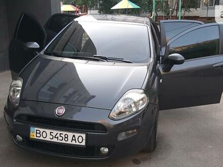 Серый Фиат Гранде Пунто, объемом двигателя 1.4 л и пробегом 167 тыс. км за 4500 $, фото 1 на Automoto.ua
