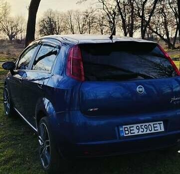 Синій Фіат Гранде Пунто, об'ємом двигуна 1.37 л та пробігом 158 тис. км за 5000 $, фото 5 на Automoto.ua
