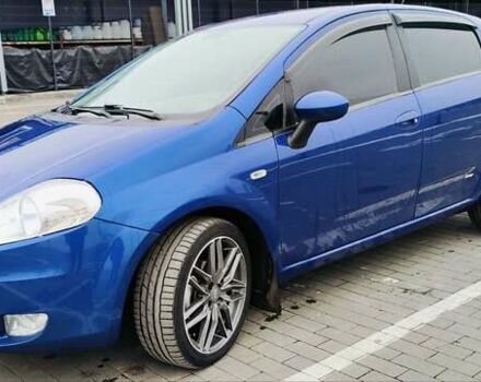Синій Фіат Гранде Пунто, об'ємом двигуна 1.37 л та пробігом 158 тис. км за 5000 $, фото 1 на Automoto.ua