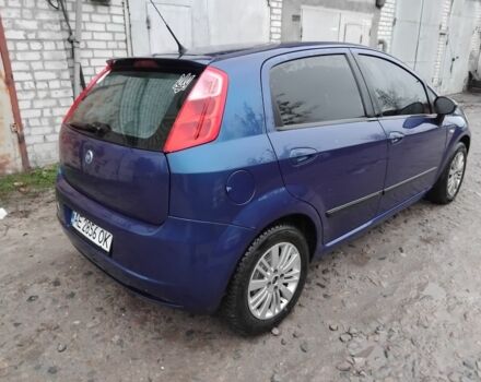 Синій Фіат Гранде Пунто, об'ємом двигуна 1.4 л та пробігом 298 тис. км за 4000 $, фото 3 на Automoto.ua