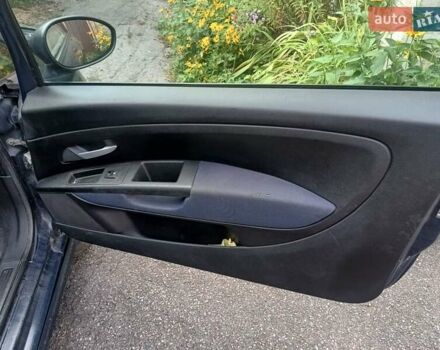 Синий Фиат Гранде Пунто, объемом двигателя 1.37 л и пробегом 218 тыс. км за 2700 $, фото 17 на Automoto.ua