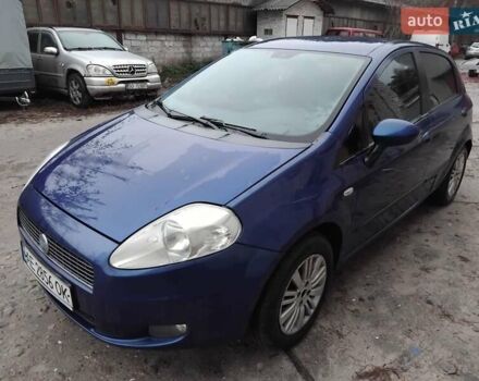 Синий Фиат Гранде Пунто, объемом двигателя 1.37 л и пробегом 298 тыс. км за 4000 $, фото 7 на Automoto.ua