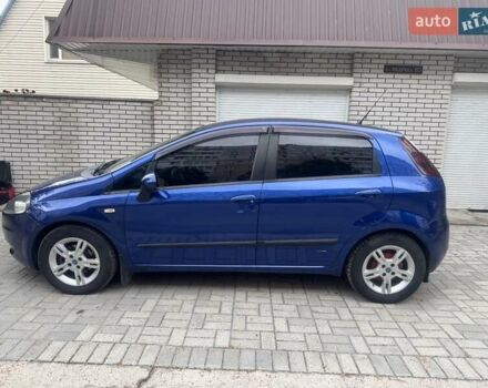 Синий Фиат Гранде Пунто, объемом двигателя 1.37 л и пробегом 175 тыс. км за 4700 $, фото 3 на Automoto.ua