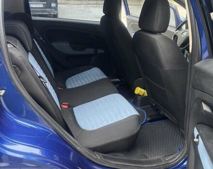 Синий Фиат Гранде Пунто, объемом двигателя 1.37 л и пробегом 175 тыс. км за 4700 $, фото 10 на Automoto.ua