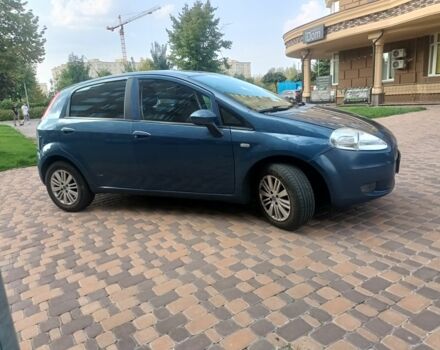 Синий Фиат Гранде Пунто, объемом двигателя 1.4 л и пробегом 215 тыс. км за 3999 $, фото 5 на Automoto.ua