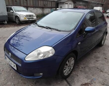 Синій Фіат Гранде Пунто, об'ємом двигуна 1.4 л та пробігом 298 тис. км за 4000 $, фото 1 на Automoto.ua