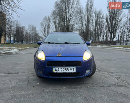 Синий Фиат Гранде Пунто, объемом двигателя 1.4 л и пробегом 152 тыс. км за 2700 $, фото 8 на Automoto.ua