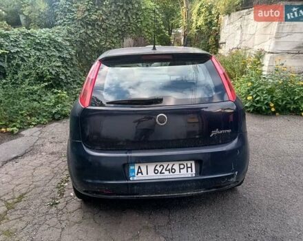 Синий Фиат Гранде Пунто, объемом двигателя 1.37 л и пробегом 218 тыс. км за 2700 $, фото 9 на Automoto.ua