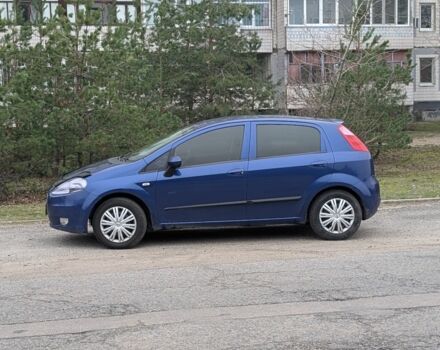 Синий Фиат Гранде Пунто, объемом двигателя 1.4 л и пробегом 204 тыс. км за 3999 $, фото 1 на Automoto.ua