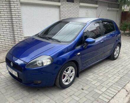 Синий Фиат Гранде Пунто, объемом двигателя 1.37 л и пробегом 175 тыс. км за 4700 $, фото 2 на Automoto.ua