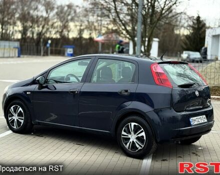 Синий Фиат Гранде Пунто, объемом двигателя 1.2 л и пробегом 235 тыс. км за 2650 $, фото 3 на Automoto.ua