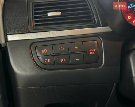 Синій Фіат Гранде Пунто, об'ємом двигуна 1.37 л та пробігом 159 тис. км за 4300 $, фото 10 на Automoto.ua