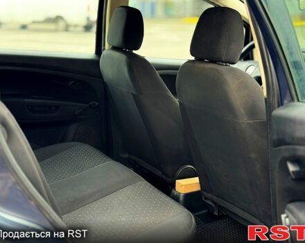 Синий Фиат Гранде Пунто, объемом двигателя 1.2 л и пробегом 235 тыс. км за 2650 $, фото 7 на Automoto.ua