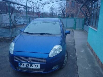 Фиат Гранде Пунто 2006 в Виннице на Automoto.ua Синий Фиат Гранде Пунто, объемом двигателя 1.4 л и пробегом 159 тыс. км за 4000 $, фото 1 на Automoto.ua