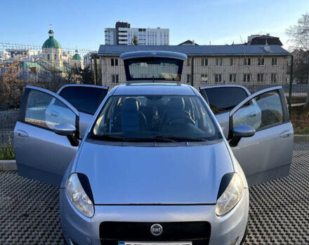 Фіат Гранде Пунто 2006 у Львові на Automoto.ua Синій Фіат Гранде Пунто, об'ємом двигуна 1.37 л та пробігом 320 тис. км за 3000 $, фото 1 на Automoto.ua