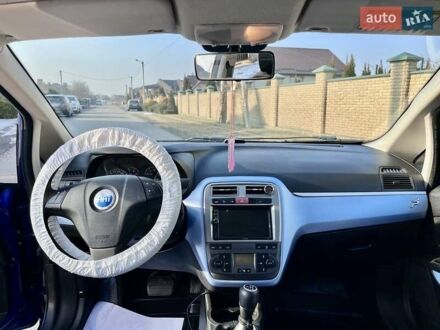Фиат Гранде Пунто 2007 в Луцке на Automoto.ua Синий Фиат Гранде Пунто, объемом двигателя 1.4 л и пробегом 140 тыс. км за 3990 $, фото 1 на Automoto.ua