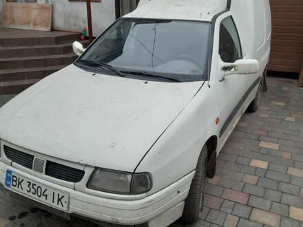 Белый Фиат Идея, объемом двигателя 0 л и пробегом 333 тыс. км за 999 $, фото 1 на Automoto.ua