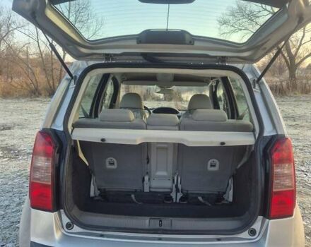 Серый Фиат Идея, объемом двигателя 1.4 л и пробегом 190 тыс. км за 4000 $, фото 5 на Automoto.ua