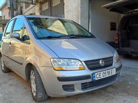 Серый Фиат Идея, объемом двигателя 1.2 л и пробегом 230 тыс. км за 3000 $, фото 1 на Automoto.ua